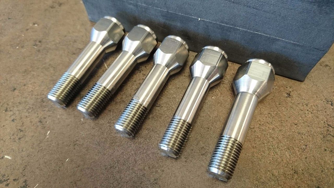 TITANIUM-LN-FERRARI-BRUSHED