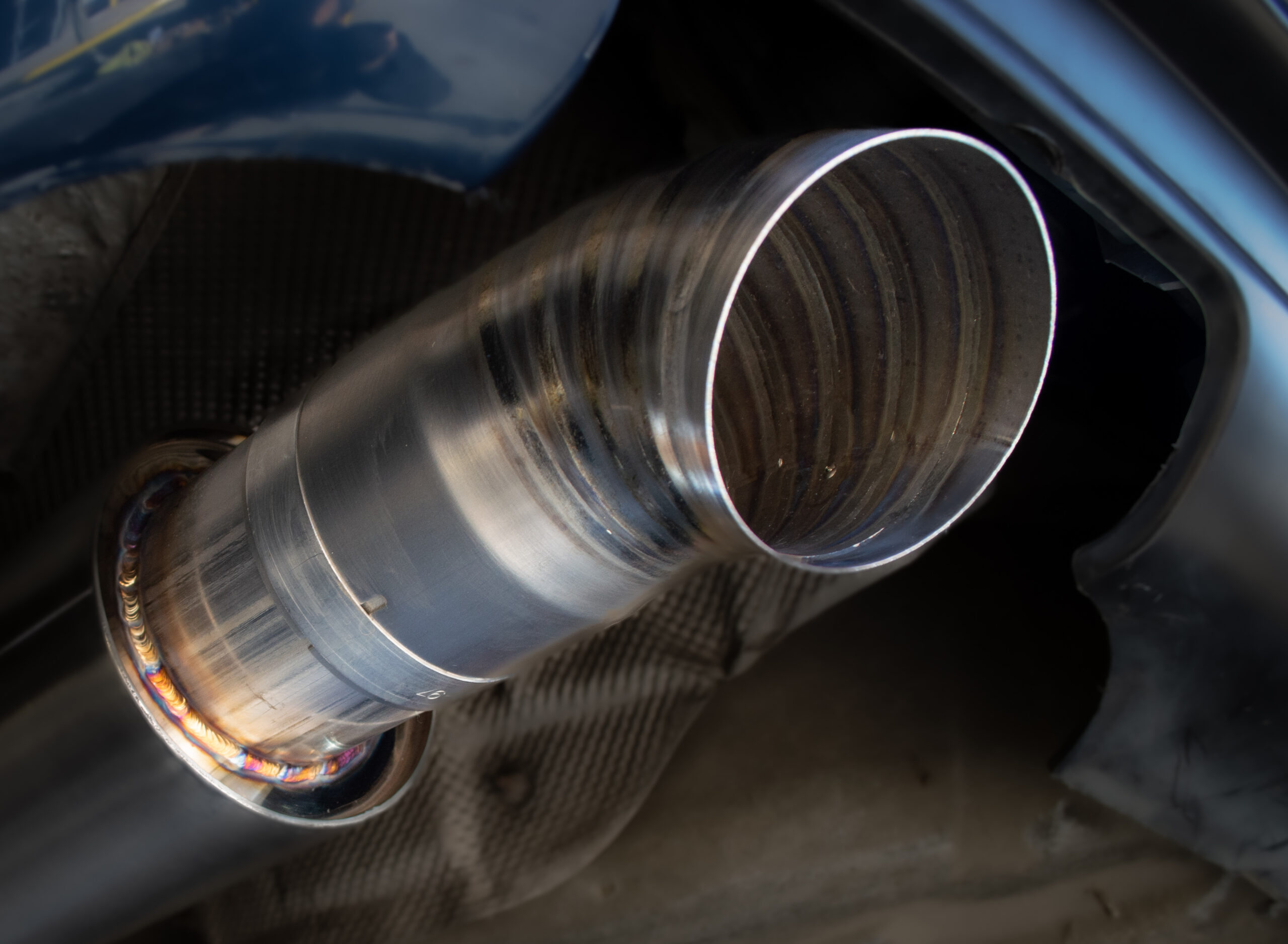 TITANIUM-DOLPHIN TIP